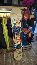 tavola snowboard black hole 148 donna + attacchi  