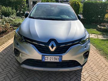 Renault capture 1.6 E-teck full hibrid techno