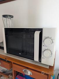 Forno a microonde 