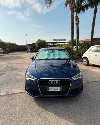 Audi A3 Cabrio 1.6 TDI clean diesel Attraction