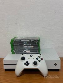 Xbox one s+ controller+ giochi+ cavi alim e hdmi