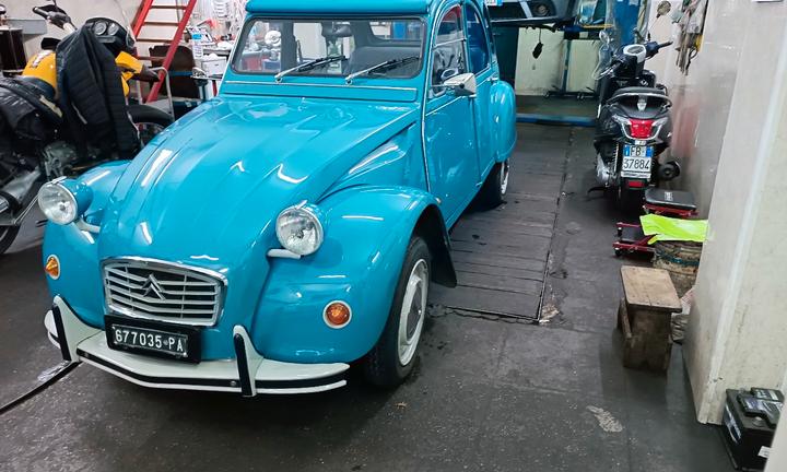 Citroen 2 CV 