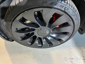 Cerchi in Lega 21" e Gomme PIRELLI P ZERO MS XL