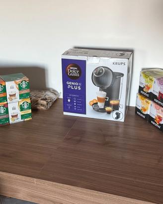 Nescafé Dolce Gusto Genio S Plus + 168 capsule