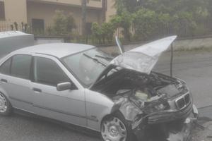 BMW e36 incidentata