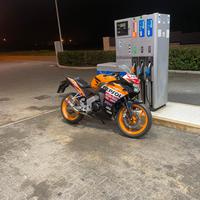 Honda cbr 125 r repsol