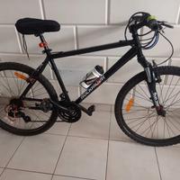 Bicicletta Mountain bike marca Rockrider 26 "