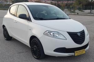 LANCIA YPSILON 1.2 - UNICO PROP - POCHI CHILOMETRI