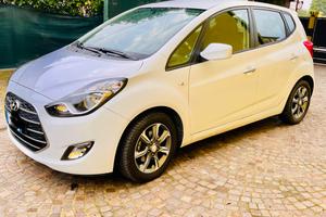 Adatta Neopatentati pochissimi km originali