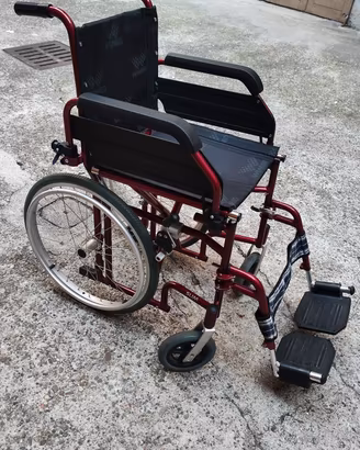 Sedia a rotelle Wimed Slim Plus per passaggi stre