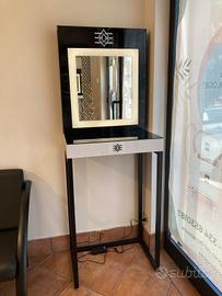 postazione professionale make up