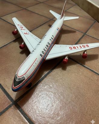 Aereo telecomandato boeing 747