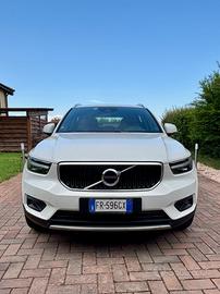 Volvo XC40 D3  150 cv TDI, 4x4, cambio automatico