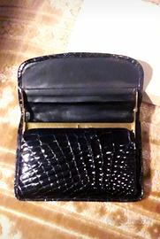 Portasigarette in pelle di coccodrillo