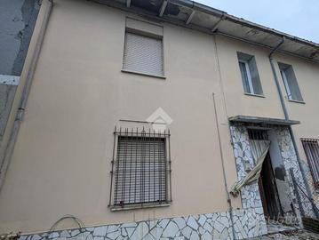 CASA DI CORTE A RAVENNA