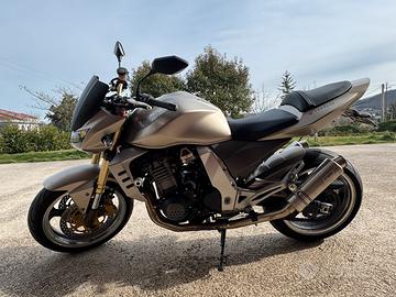 Kawasaki z1000
