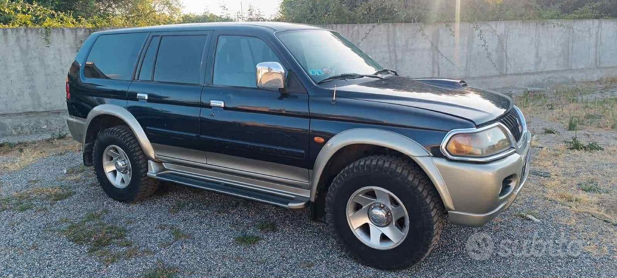 MITSUBISHI Pajero Sport