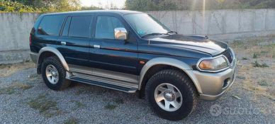 Mitsubishi pajero sport