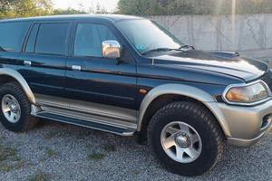 Mitsubishi pajero sport