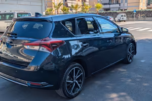 Toyota Auris 1.8 Hybrid