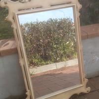 cassettiera,   comodini e specchio 