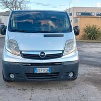 OPEL VIVARO ANNO 2009 CILINDRATA 2.5