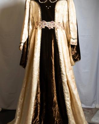 Abito medioevale donna