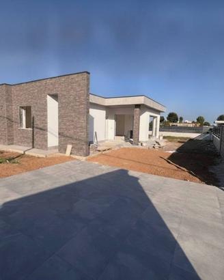 Villa di 90 m² con 4 locali a Nettuno