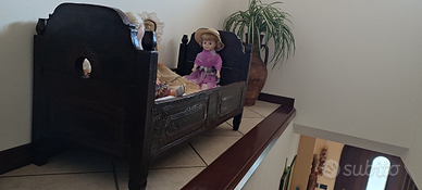 Culla bambini antica in legno