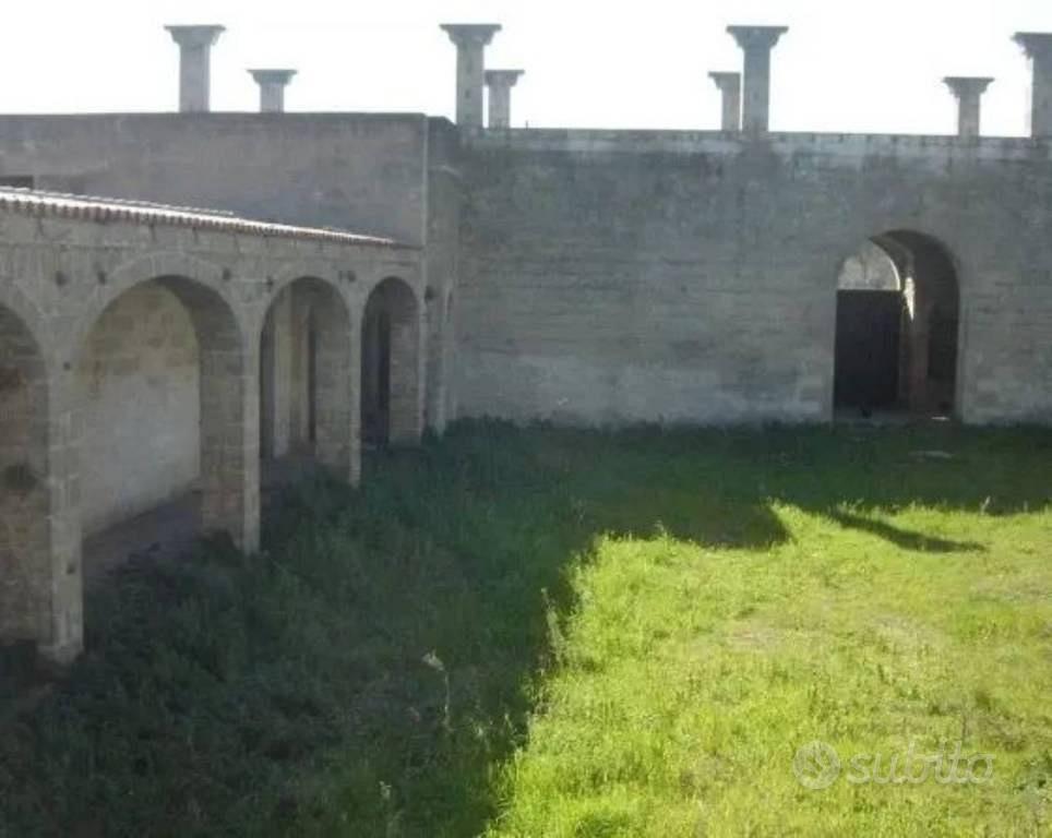 Immobile in asta di 950 m² a Collepasso - Altro