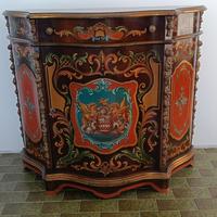 vecchio mobile in stile