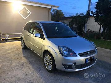 Ford Fiesta unico proprietario perfetta