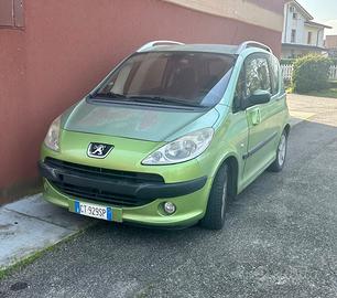 Peugeot 1007