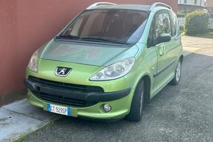 Peugeot 1007