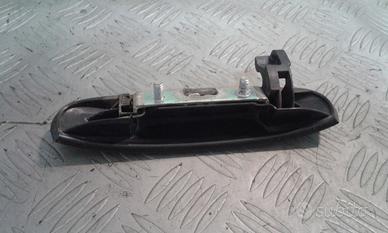 Ricambio Maniglia porta ant. Destro MITSUBISHI COL