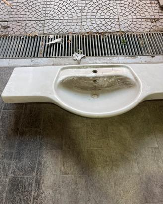 LAVABO