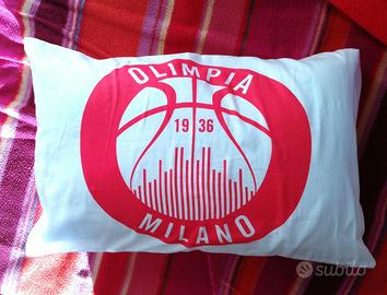 cuscinetto da viaggio aereo Olimpia Milano Basket