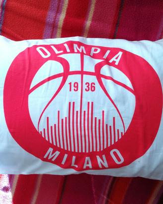 cuscinetto da viaggio aereo Olimpia Milano Basket