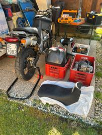 Cagiva canyon 500 +pezzi di ricambio