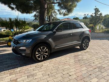 Wolkswagen T-Roc 2.0 TDI 150 cv IQ.DRIVE