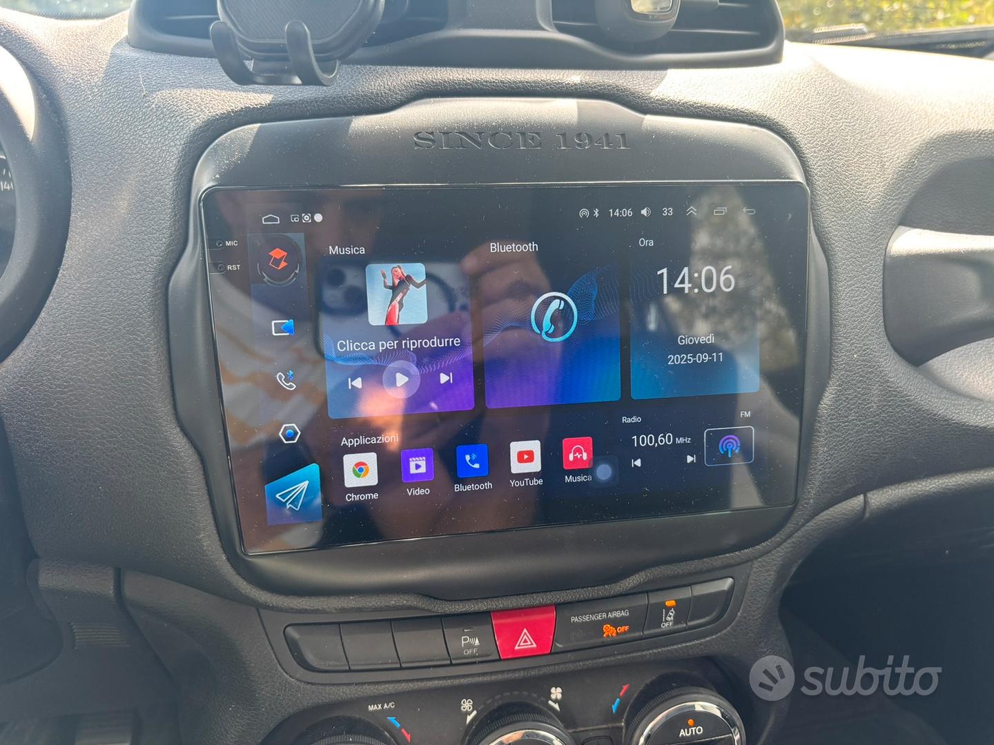 GXQKHFA Adatto per jeep renegade accessori interni supporto per telefono Staffa di navigazione console centrale 2016 2017 2018 2019 2020 2021 2022 2023 2024 2025(FOR 2015-2025 renegade