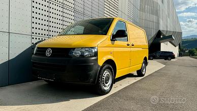 VOLKSWAGEN T5 Transporter