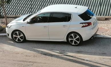 Peugeot 308 GT anno 2016