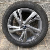 Cerchi e Pneumatici invernali originali VW 17"