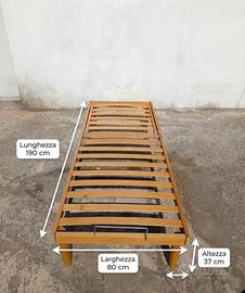 Letto singolo in legno con schienale rialzabile 