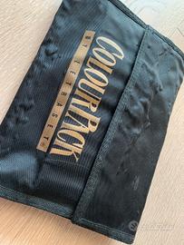 Astuccio per pantoni