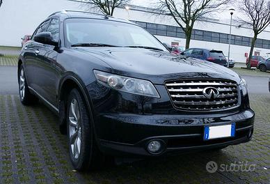 Infiniti FX35 anno 2006