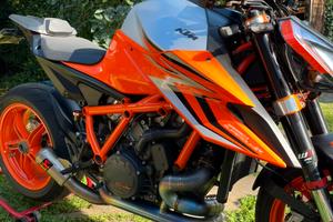 KTM Superduke 1290 R