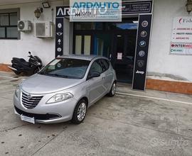 Lancia ypsilon 1.2 gold 69 cv manuale