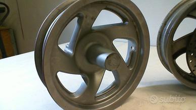 CERCHIO YAMAHA MAJESTY 12 X 2.75